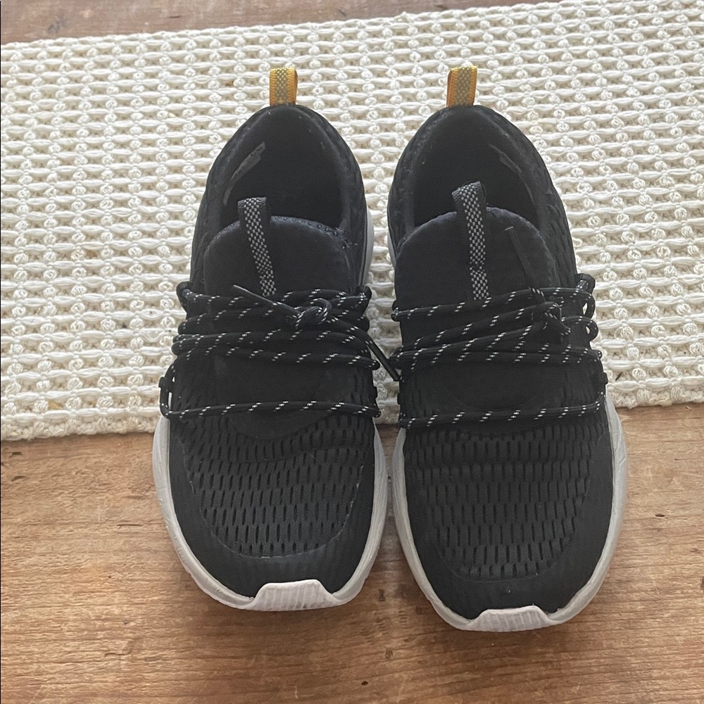 Sorel Black Slip on Sneakers